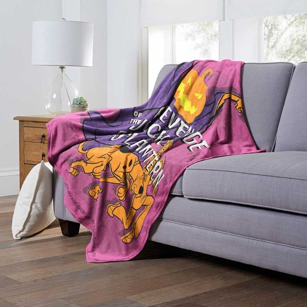 Warner Bros. Scooby-Doo Revenge Of Jack Silk Touch Throw Blanket 50x60 Inches Fashion