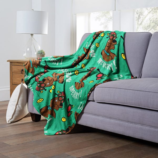 Warner Bros. Scooby-Doo Merry Silk Touch Throw Blanket 50x60 Inches Discount