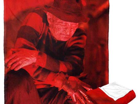 Warner Bros. Nightmare on Elm Street Hellish Glow Silk Touch Throw Blanket 50x60 Inches Fashion